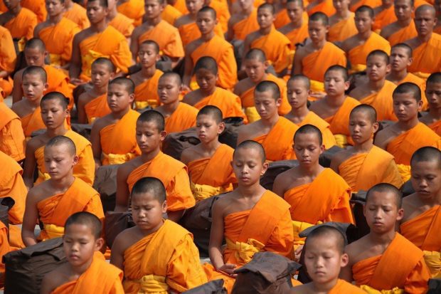 meditación monjes