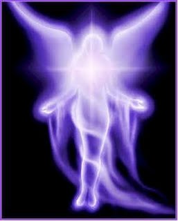 Angel de llama violeta