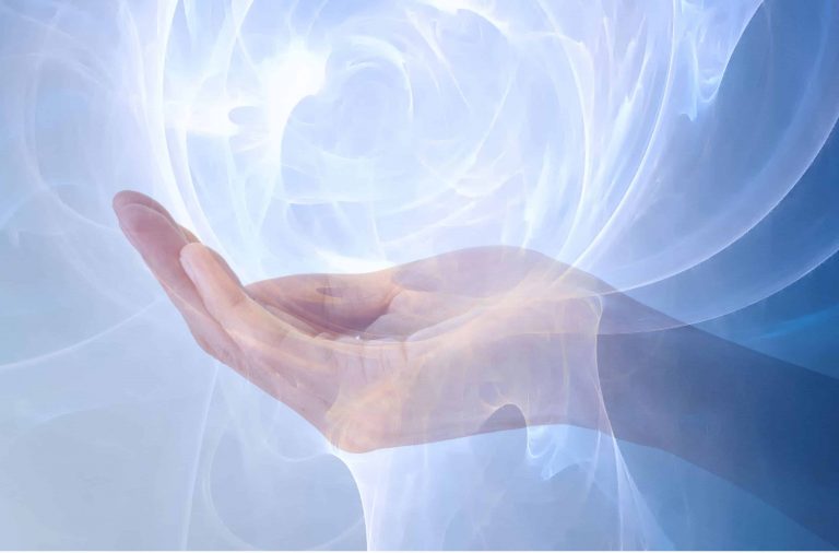 mano-azul-con-energia-may-copy
