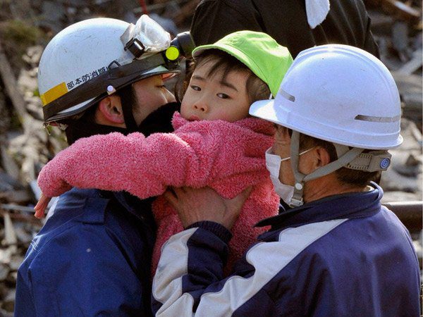 CRISIS JAPON 2011 - Traslado de personas por la fuga nuclear