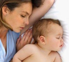 Dormir al bebé: errores y aciertos de los padres