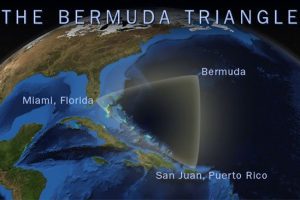 Una  Píramide de Cristal en el Triángulo de las Bermudas