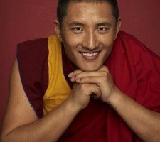 Hay que Aprender a Sentirse Cómodos en la Incertidumbre por Tulku Lama Lobsang