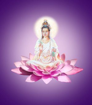Kwan Yin sentada en flor de loto de color rosa