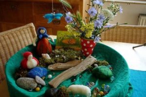 La mesa de las estaciones, un bonito ritual familiar y pedagójico
