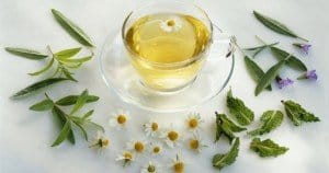 11 remedios naturales para combatir la retención de líquidos