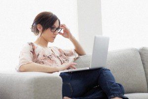 terapia terapeuta psicoterapia psicologo psicologia online internet videoconferencia tranquila en casa