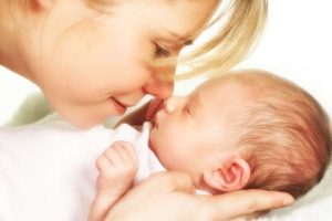 La Importancia de La Madre para El Anclaje Del Cuerpo de Luz en El Bebé