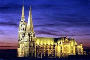 La Catedral de Chartres – El Simbolismo y la Geometría Sagrada