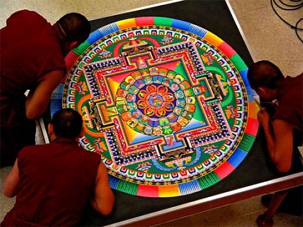 la geometría sagrada en el arte budista 