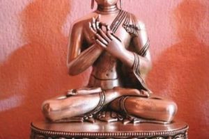 El significado de las cinco estatuas de Buda