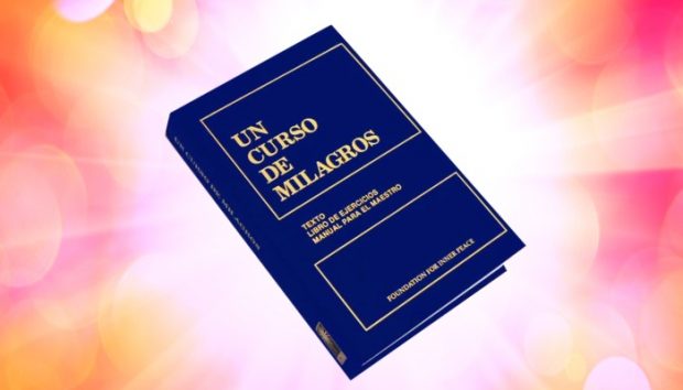 hermandadblanca org 2.hermandadblanca org libro ucdm un curso de milagros sar 620×354.jpg - Un Curso de Milagros: Para quién es y para quién no - hermandadblanca.org