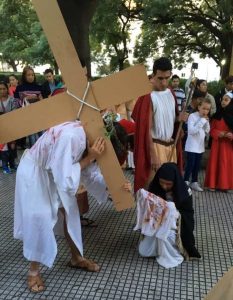 20170423 cecilia wechsler id124993 via crucis - La Iglesia mística hoy - hermandadblanca.org
