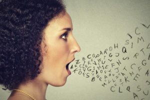 Cómo utilizar el poder de la palabra hablada: tips para ser más positivos al hablar
