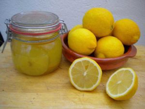 20171222 willyhern39164 id136488 limones en conserva – copia - Tips Sencillos para Eliminar Energías Negativas con Limones, ¡quedarás impresionado! - hermandadblanca.org