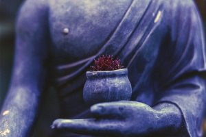 Buda de la Medicina Tibetana: Simbología, bases y fundamentos de esta práctica de la salud milenaria