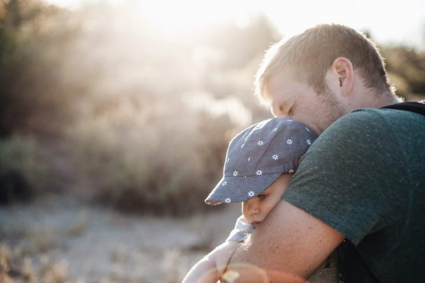 como puedo mejorar la relacion con mis hijos papa e hijo ¿cómo puedo mejorar la relación con mis hijos? ID172658 - hermandadblanca.org