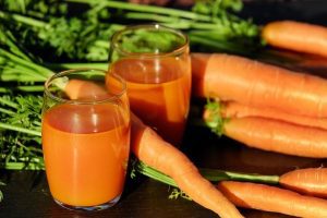 carrot juice 1623157 640 antioxidantes y radicales libres una cuestion de equilibrio i216849