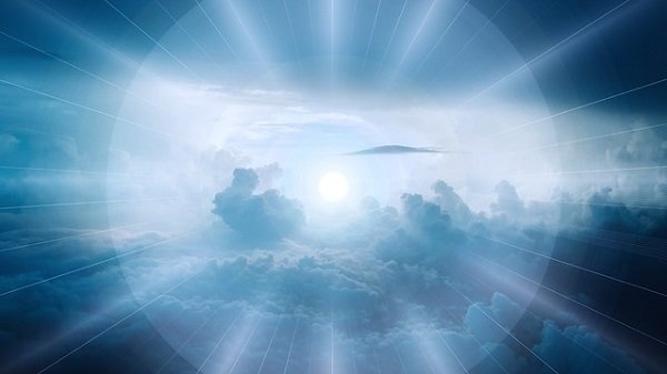 clouds 3978914 640 la presencia del creador por el arcangel rafael i219406
