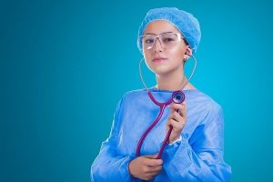 nurse 2141808 1920 todo sobre la gastritis sintomas causas y tratamiento en casa i218836