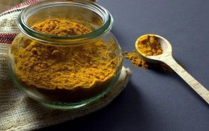 turmeric 3089308 640 curcuma tradicion milenaria de la india para la buena salud del mun i222398