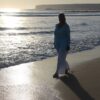 Dar desde tu propia esencia: Un mensaje de Jeshua acerca de la vida 4 woman is walking on the beach 5358327 1280 1 dar desde tu propia esencia un mensaje de jeshua acerca de la vida i228154