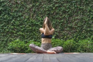 Yoga en familia, beneficios de practicarlo